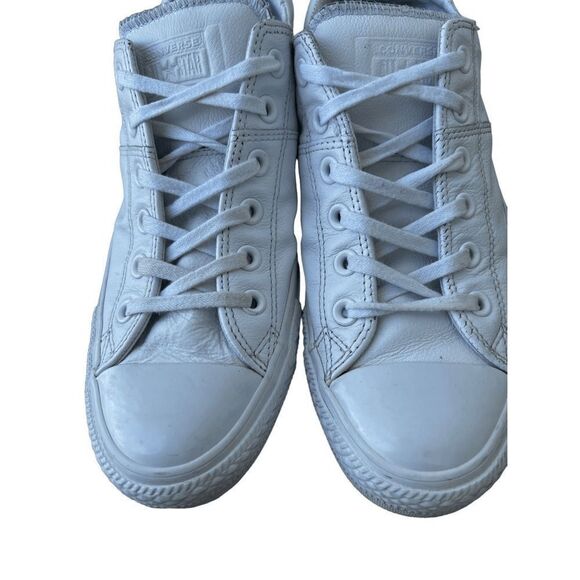 Chuck Taylor All Star Leather White size sneakers size 10 - Picture 5 of 9